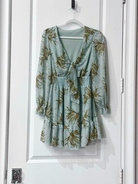 Light Mint Green Size Small